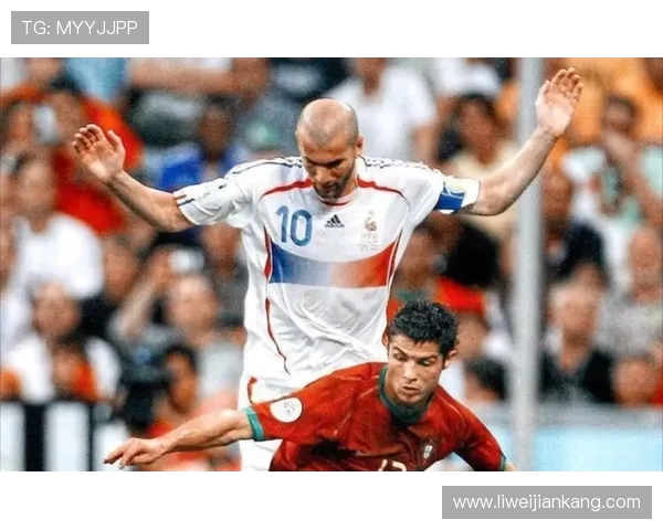 足球激情四溢:探索世界杯历史、战术演变与未来发展趋势 足球激情四溢:探索世界杯历史、战术演变与未来发展趋势