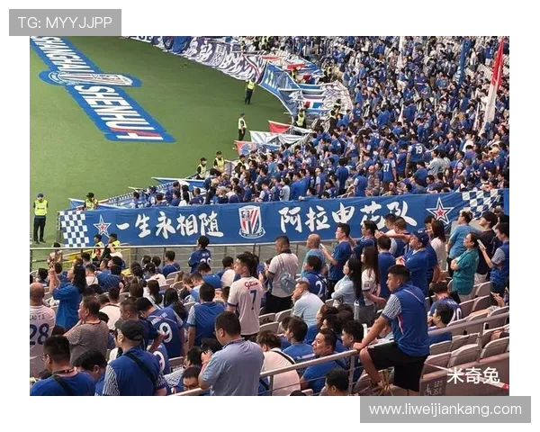 上海海港对阵上海申花激战在即 双方目标明确争夺关键三分 上海海港对阵上海申花激战在即 双方目标明确争夺关键三分