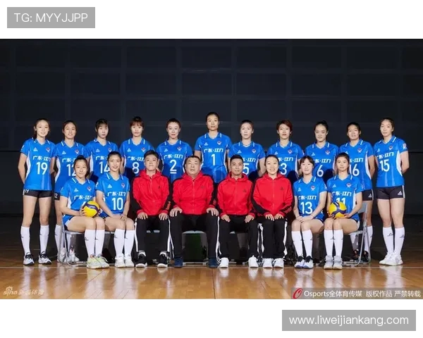 深圳街舞队在攀岩联赛中的逆袭之旅展现团队精神与拼搏力量