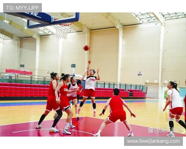 探索新时代篮球战术演化与球队协作与体能管理全面提升之道策略研究